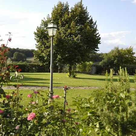 Sleeps 9 Villa